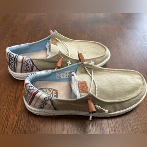 Hey Dude Wendy Surf Baja—Khaki & Patterned Slip-On Shoes. Easy-on system.US W10.